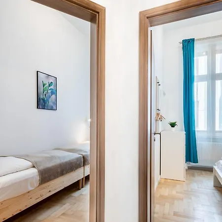 Apartment Extreme - New - Lively Neighbourhood *